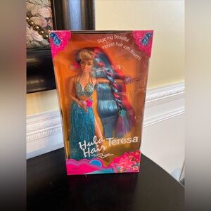 Vintage 1996 NIB SEALED Hula Hair Teresa with long rainbow hair